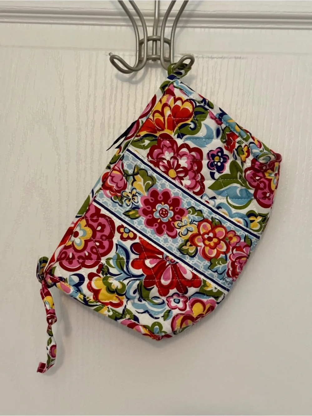 Vera Bradley Multicolor Floral Quilted Makeup Bag